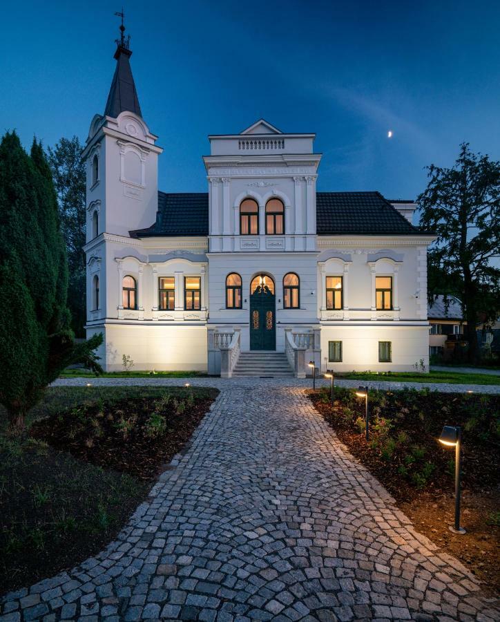 Villa Rosenaw Rožnov pod Radhoštěm Kültér fotó
